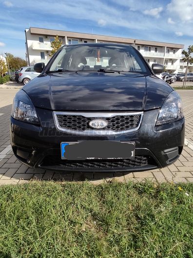 KIA RIO 1.4 EX