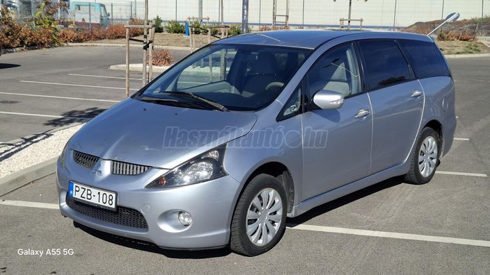 MITSUBISHI GRANDIS 2.4 Invite