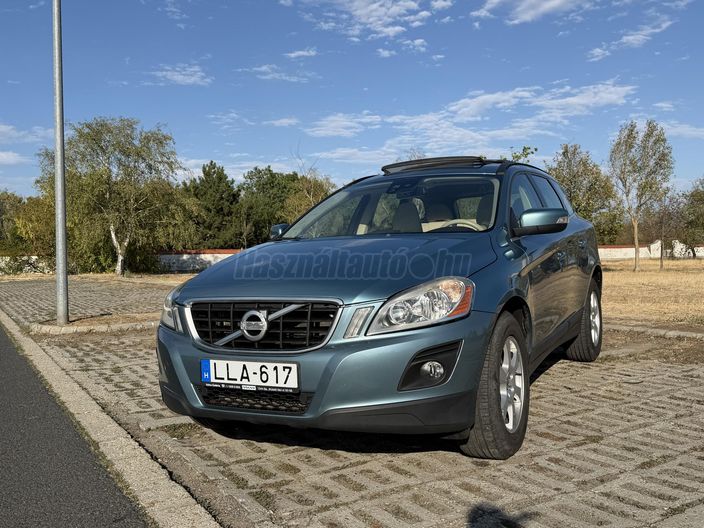 VOLVO XC60 2.4 D Summum