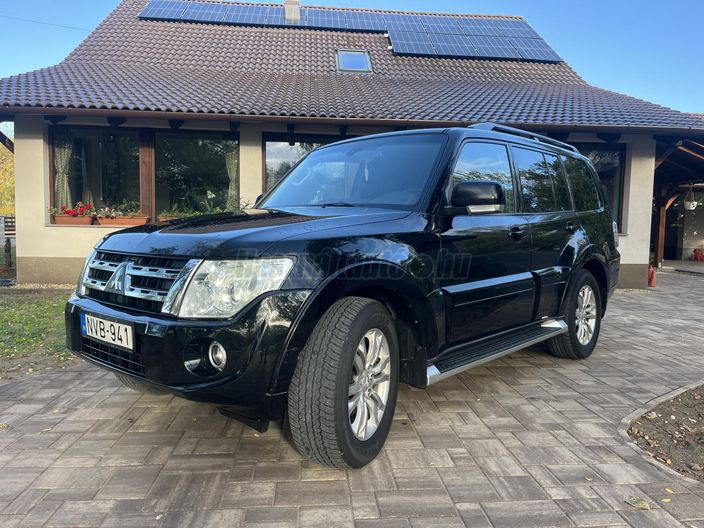 MITSUBISHI PAJERO 3.2 DI-D Instyle Navi (Automata)