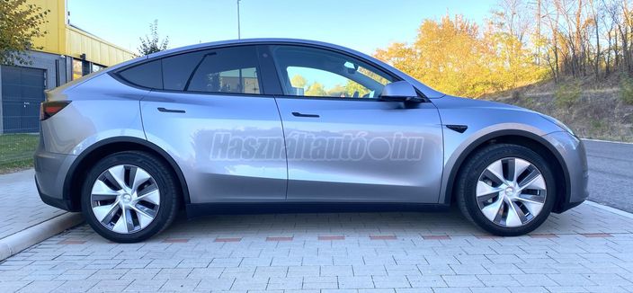 TESLA MODEL Y Long Range AWD (Automata)