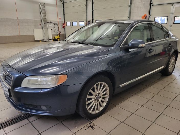VOLVO S80 2.4 D [D5] Kinetic