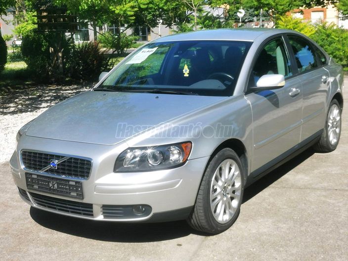 VOLVO S40 2.0 D Summum