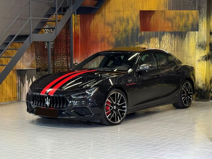 MASERATI GHIBLI 3.8 V8 Trofeo (Automata)