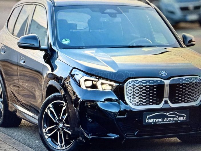 BMW IX1 eDrive20 64,8kWh