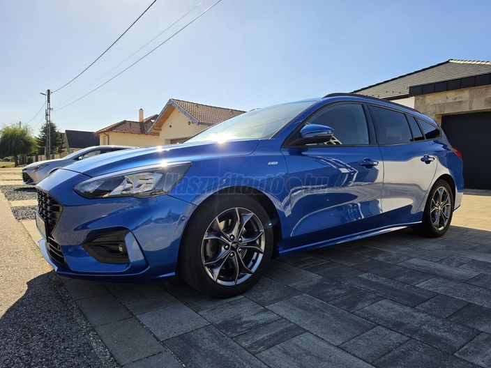 FORD FOCUS 1.0 EcoBoost mHEV ST-Line Style