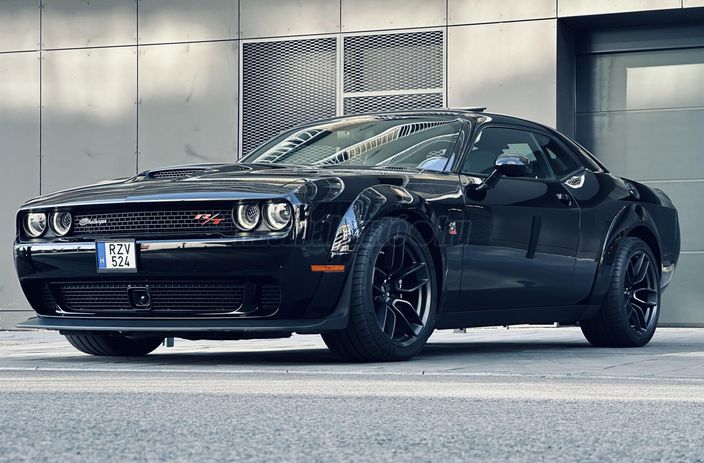 DODGE CHALLENGER