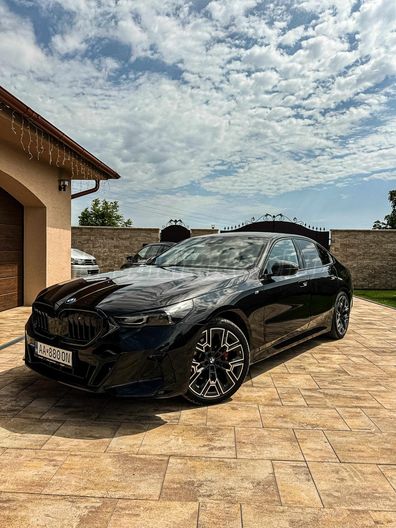 BMW 5-ÖS SOROZAT 520d xDrive (Automata)