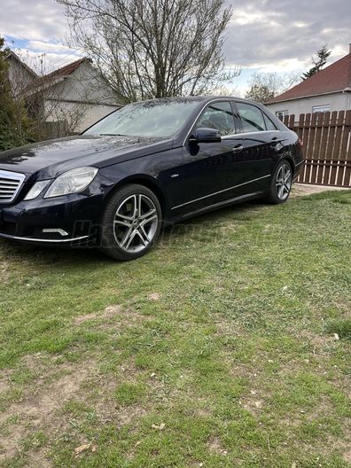 MERCEDES-BENZ E 350 CDI BlueEFFICIENCY Classic (Automata)