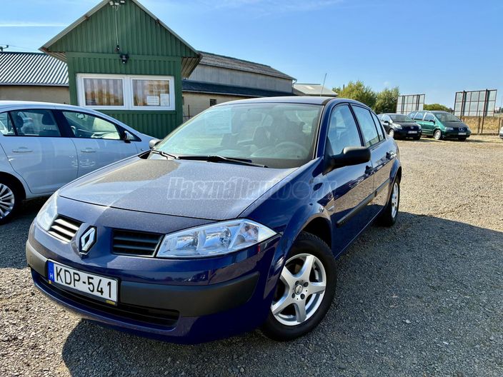 RENAULT MEGANE 1.4 Authentique Plus