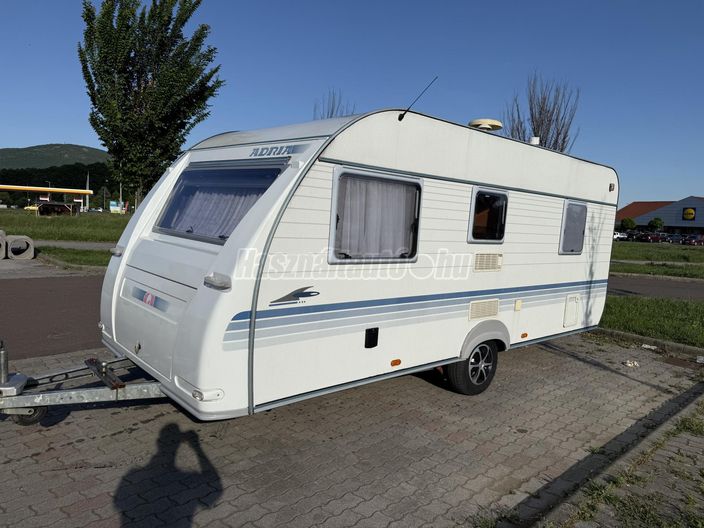 ADRIA Adora 502 UK .6 személyes.1240 kg összsúly