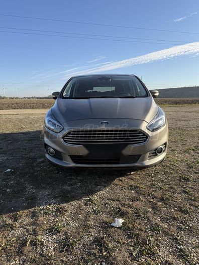FORD S-MAX 2.0 TDCi Titanium AWD Powershift