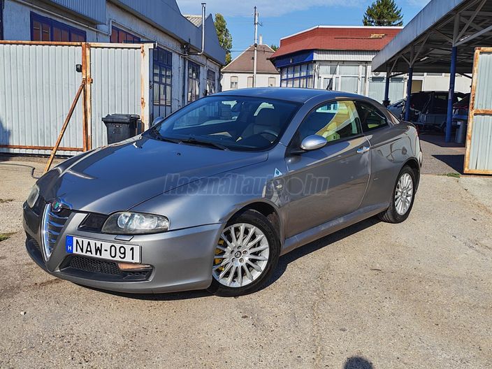 ALFA ROMEO GT 1.9 JTD 16V Distinctive