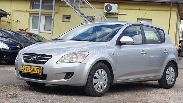 KIA CEE'D 1.6 CRDi EX