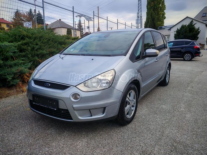 FORD S-MAX 2.0 TDCi Titanium