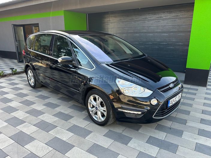 FORD S-MAX 2.2 TDCi Titanium