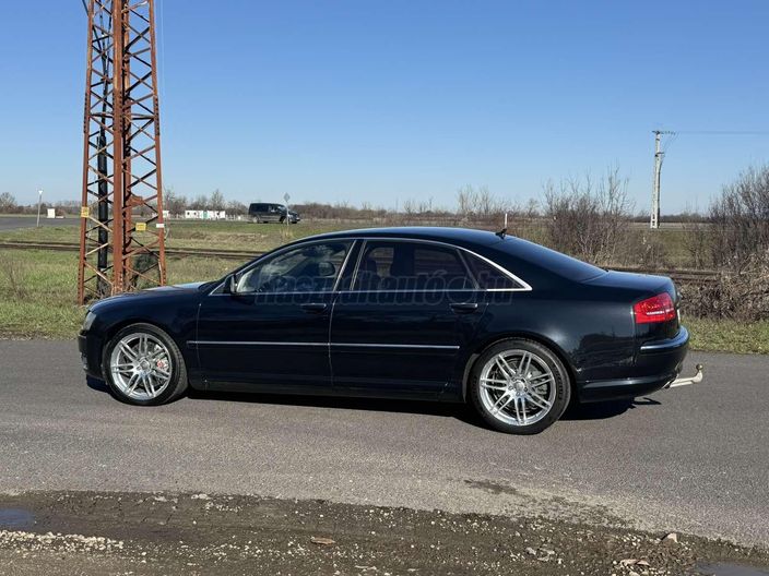 AUDI A8 quattro 6.0 W12 Tiptronic ic Lang