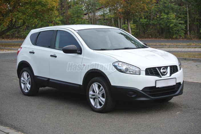 NISSAN QASHQAI 1.6 Tekna 2WD