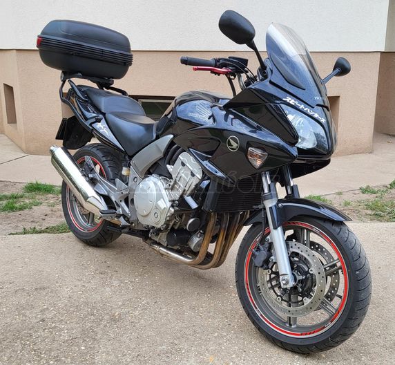 HONDA CBF 1000