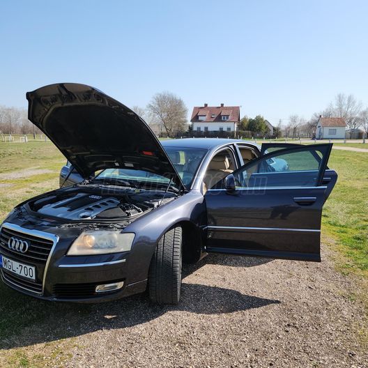 AUDI A8 4.2 V8 TDI DPF quattro Tiptronic ic