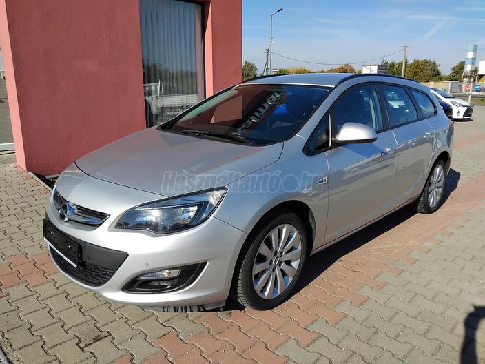 OPEL ASTRA J Sports Tourer 1.4 T Selection