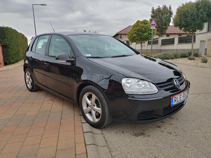 VOLKSWAGEN GOLF V 1.6 Comfortline