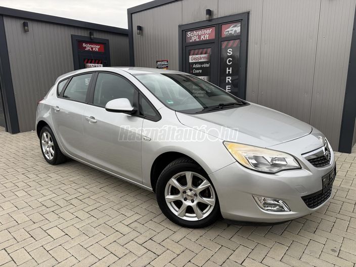 OPEL ASTRA 1.6 Enjoy