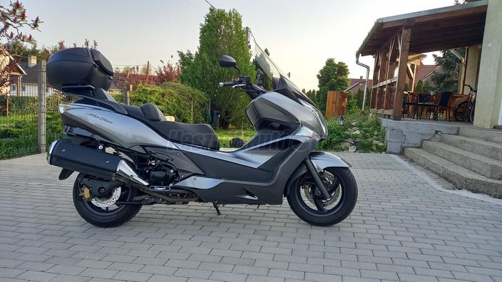 HONDA SW-T 600