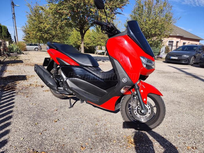 YAMAHA NMAX