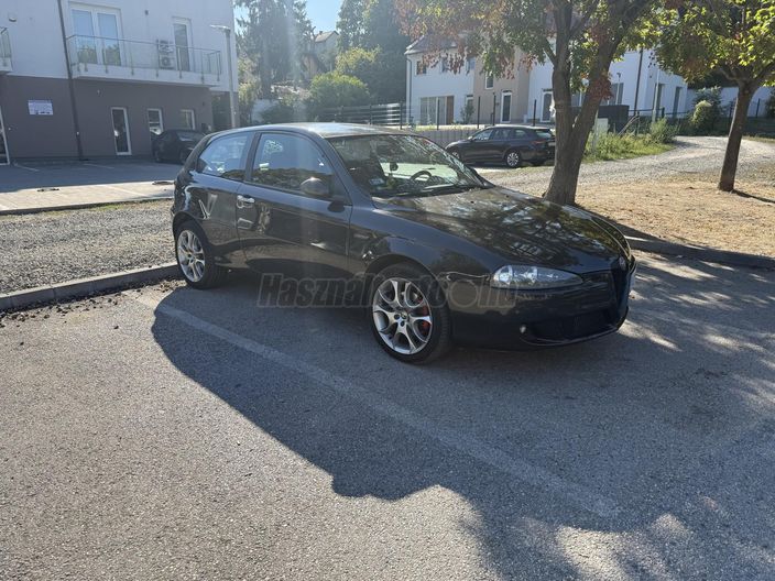 ALFA ROMEO 147 1.9 JTD 16V Progression