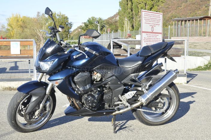 KAWASAKI Z 1000
