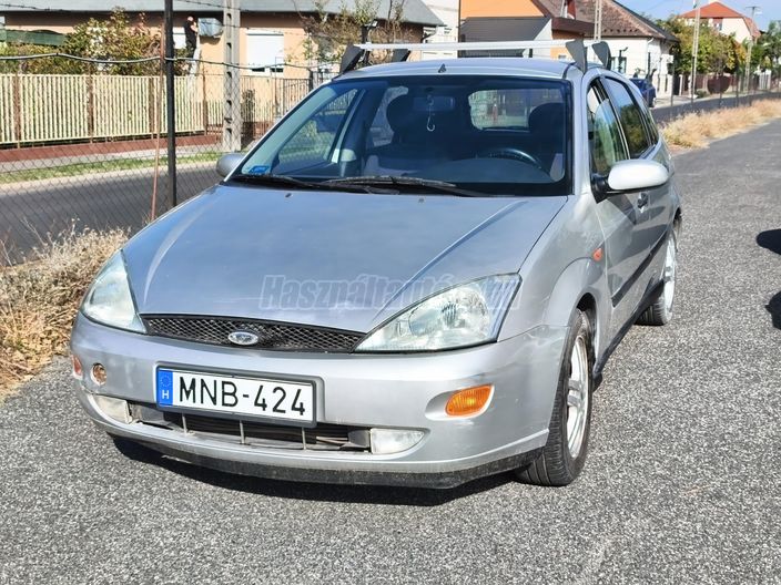 FORD FOCUS 1.6 Blue Collection