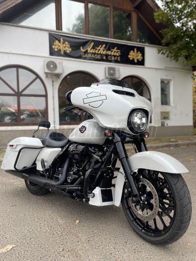 HARLEY-DAVIDSON STREET GLIDE SPECIAL