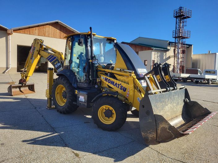 KOMATSU WB93R-8
