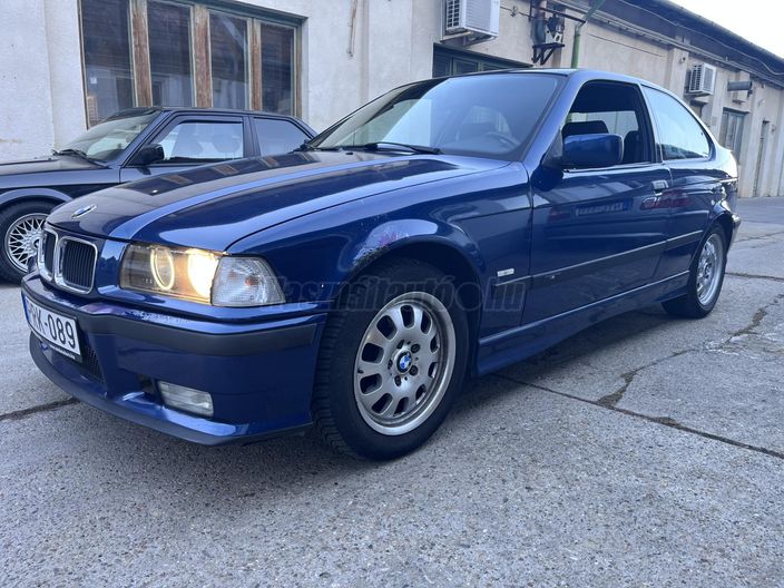 BMW 3-AS SOROZAT 316i Compact Exclusive Edition