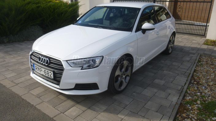 AUDI A3 Sportback 35 TFSI Design S-tronic