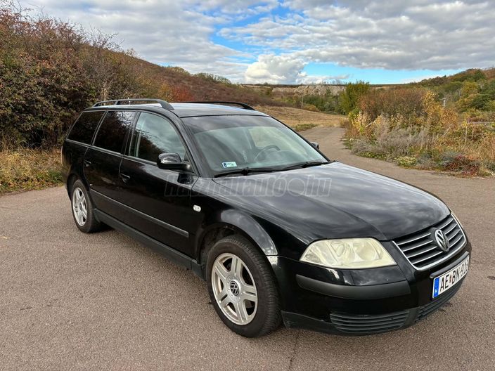 VOLKSWAGEN PASSAT V