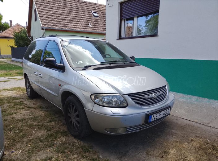 CHRYSLER VOYAGER 2.5 CRD SE (7 személyes )