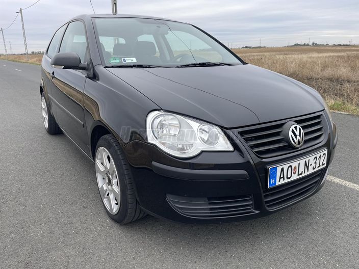 VOLKSWAGEN POLO IV 1.2 55 Trendline