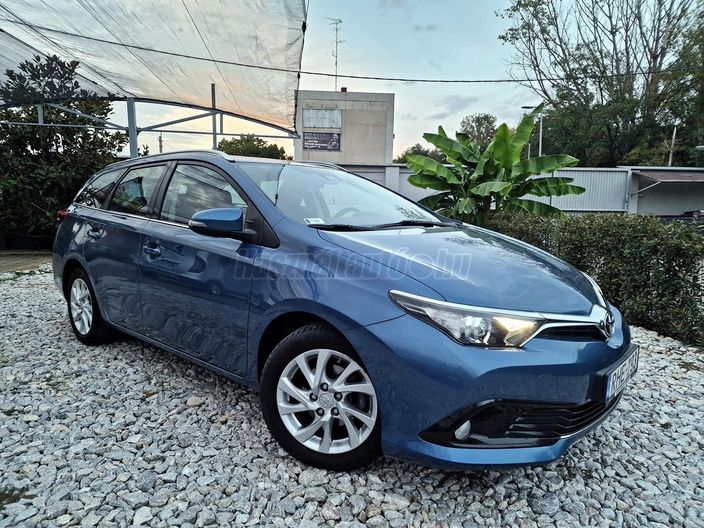TOYOTA AURIS Touring Sports 1.6 Classic
