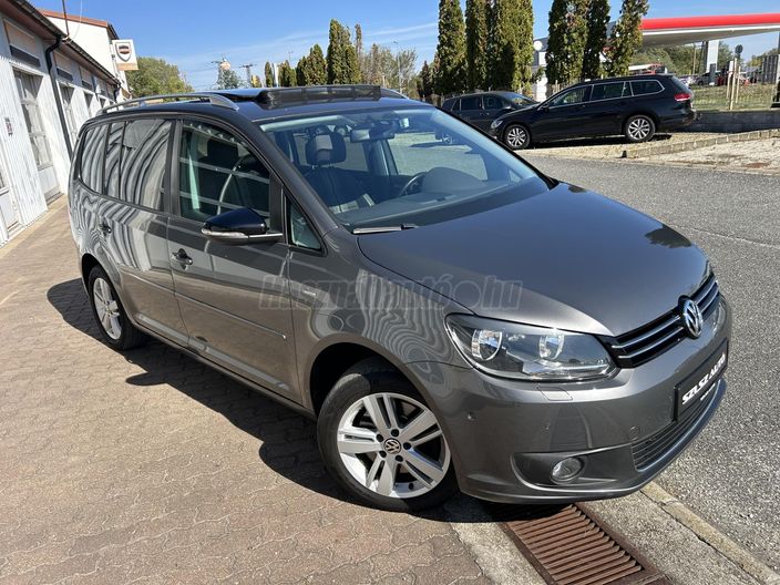 VOLKSWAGEN TOURAN 2.0 CR TDI Highline [7 személy]