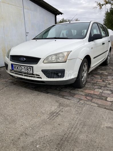 FORD FOCUS 1.8 TDCi Trend
