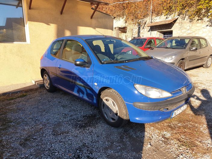 PEUGEOT 206 1.1 Presence