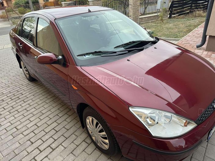 FORD FOCUS 1.4 Ambiente