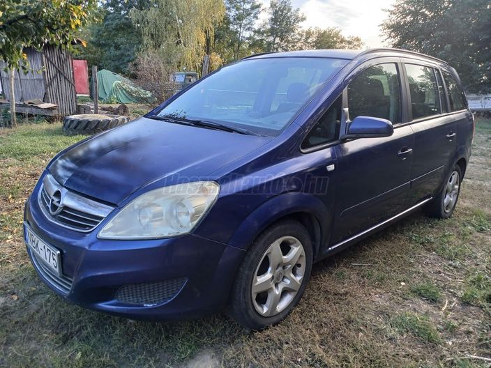 OPEL ZAFIRA B 1.9 CDTI Cosmo