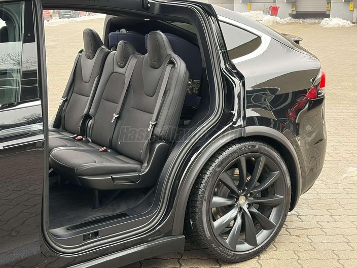 TESLA MODEL X 75D (Automata)