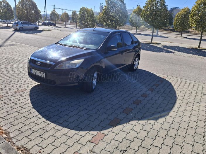 FORD FOCUS 1.4 Trend