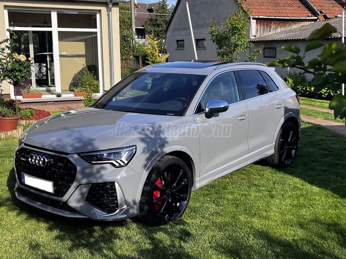 AUDI RS Q3 RSQ3 55 TFSI quattro S-tronic