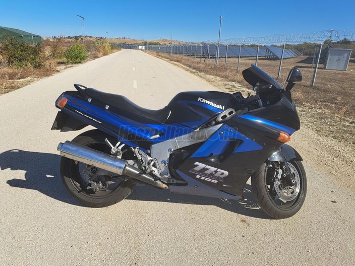 KAWASAKI ZZR 1100