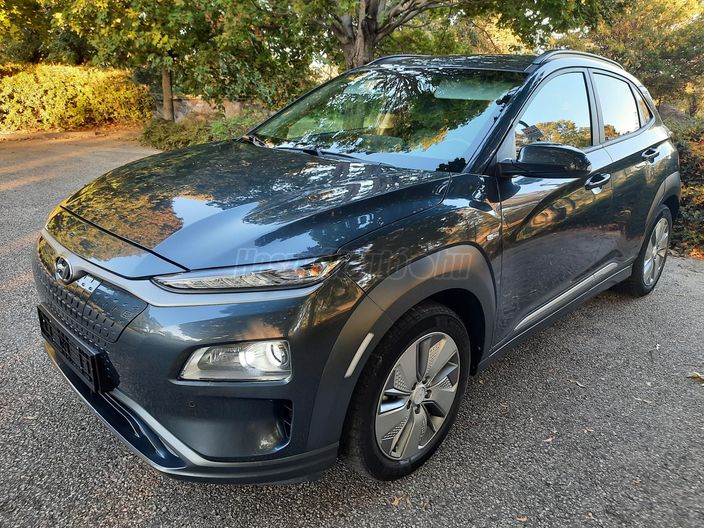 HYUNDAI KONA EV 64kWh Premium